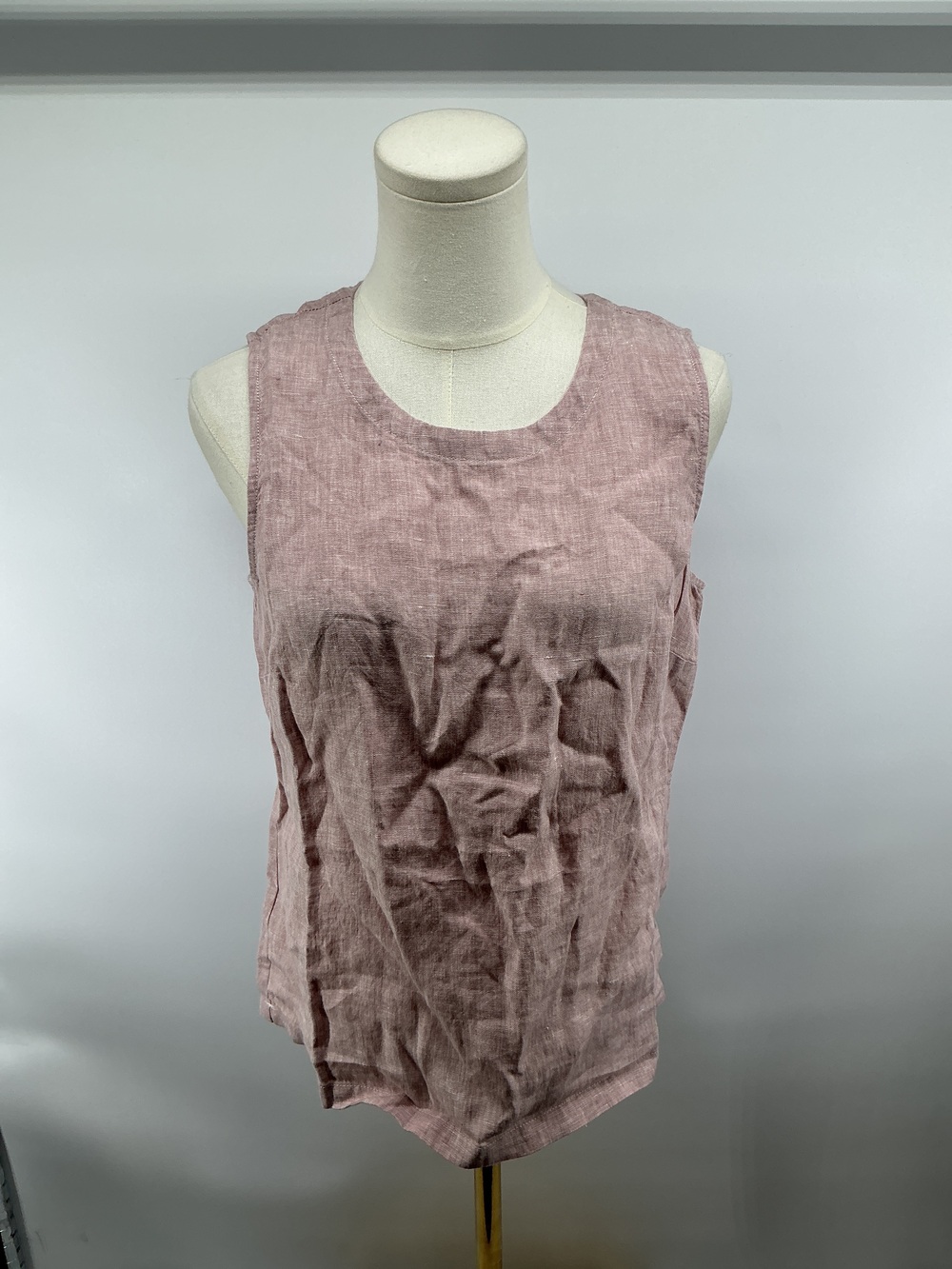 100% European Linen Tank